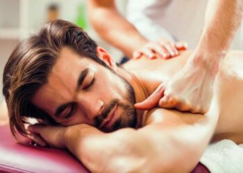 هر آن‌چه که باید در مورد ماساژ درمانی بدانید.