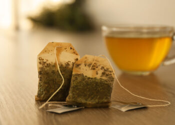 فواید چای کیسه‌ای و تمیز کردن ظروف