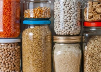 15 مواد غذایی که احتمالا به مدت طولانی آن‌ها را نگه‌ می‌دارید