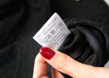 معنی نمادهای لباسشویی روی برچسب‌های مراقبت از لباس